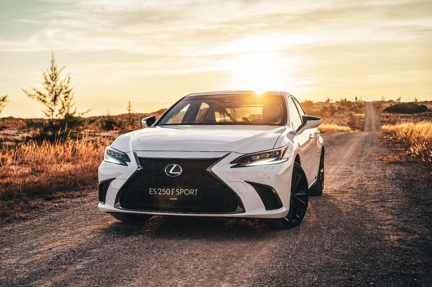 ES là mẫu xe bán chạy thứ 2 của Lexus sau RX