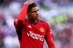Bóng đá - Varane có nguy cơ ra đi, MU cay đắng dễ mất "trắng" 42 triệu bảng