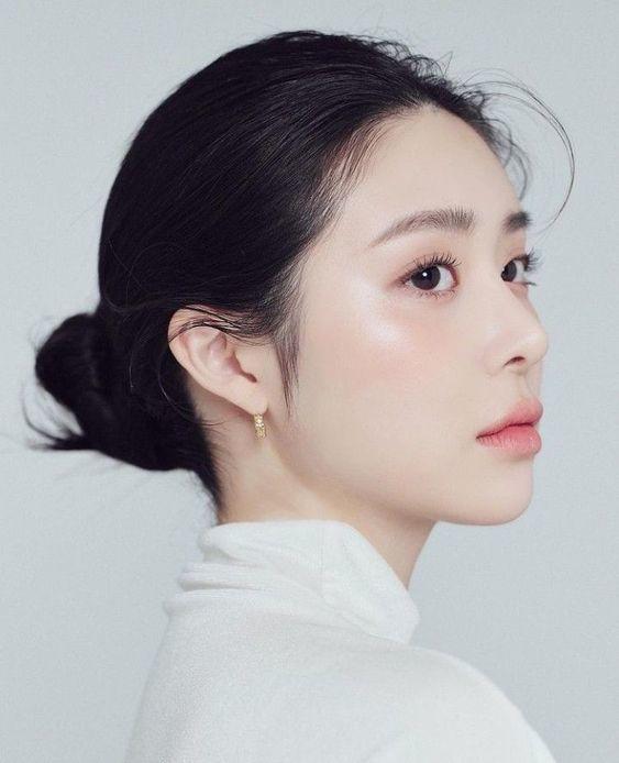 Bước chăm sóc da đơn giản hàng ngày để có làn da đẹp trong mùa đông - 2
