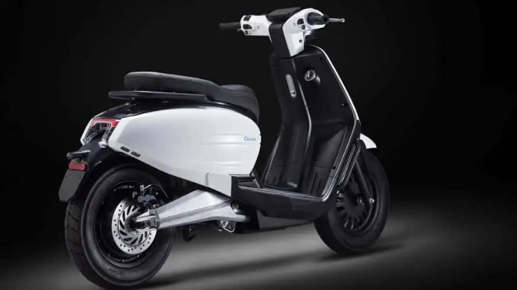 Xe máy điện đẹp tựa Vespa, trang bị hiện đại bậc nhất - 3