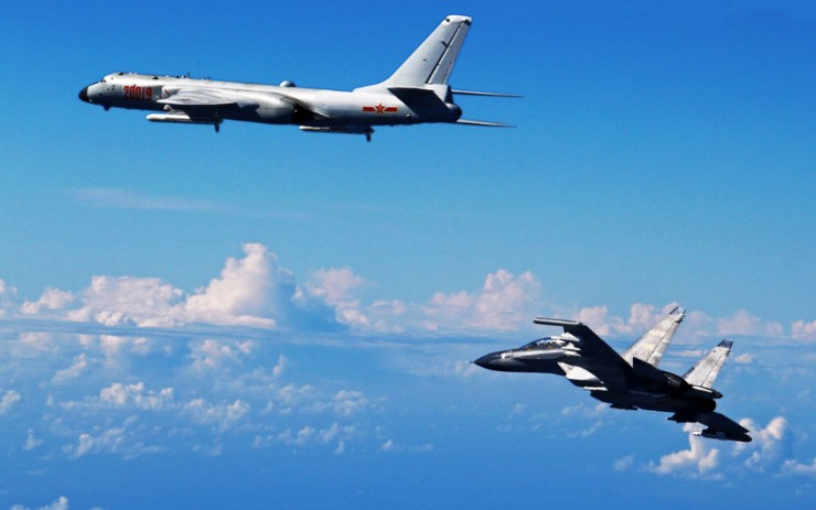 Máy bay chiến đấu của quân đội Trung Quốc trong một cuộc tập trận trên biển Nhật Bản hồi 2022. Ảnh: AP