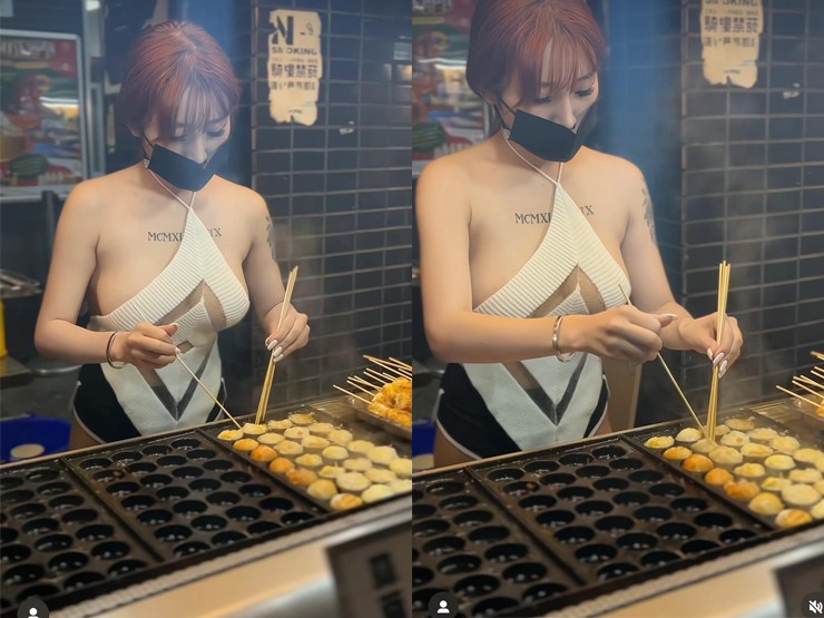 Mới đây trên trang Sina đăng tải clip một cô chủ quán bán bánh mực, diện trang phục thu hút sự chú ý của những người xung quanh. 
