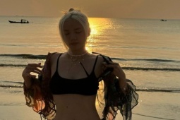 Thời trang - "Vợ quốc dân" hiếm hoi khoe ảnh áo tắm, U40 gây ngỡ ngàng với đường cong như vẽ