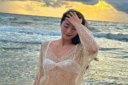 Thời trang - Mỹ nữ Cao Bằng quyến rũ nhất khi diện áo "tí hon", váy trong suốt đẹp mà không phô