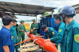 Tin tức trong ngày - Ngư dân phát hiện vật thể lạ, nghi thiết bị bay không người lái