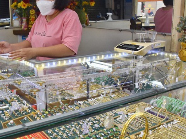 Kinh doanh - Có nên mua vàng lúc này?