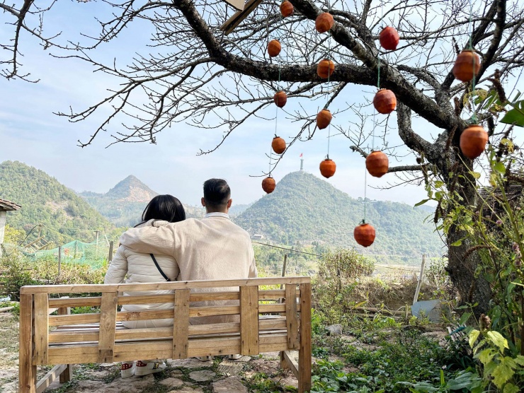 An yên ở một nơi xa.