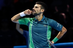Thể thao - Djokovic tuổi 36 được khen "không thể tin nổi", vì sao bị khán giả ghét?