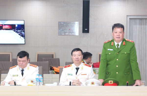 Thiếu tướng Nguyễn Quốc Hùng phát biểu tại buổi lễ.