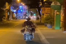 Tin tức trong ngày - Lật tẩy chiêu trò "trục lợi tình thương" (*): Ai đang xin quà từ thiện hằng đêm?