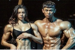 Đàn ông - Loạt "quái vật' thể hình khét tiếng có "nửa kia" sở hữu body thuộc hàng siêu phẩm