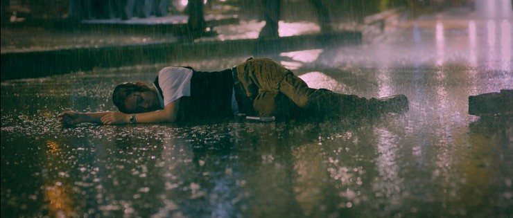 Cảnh Dương (Huyền Lizzie) ngất giữa trời mưa trong tập 19 "Chúng ta của 8 năm sau"
