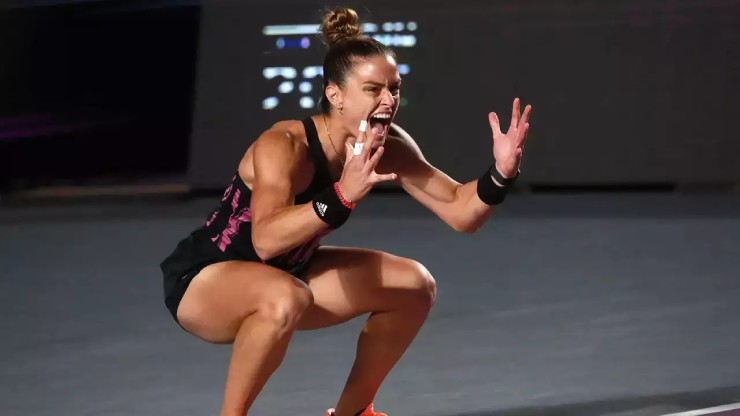 Maria Sakkari (Hy Lạp). Khởi đầu năm với hạng 6 nhưng giờ Sakkari rơi xuống số 9. Dù bước vào mùa giải với nhiều quyết tâm nhưng tay vợt Hy Lạp thi đấu trung bình, với 38 thắng, 25 thua, giành được 1 danh hiệu WTA 500.