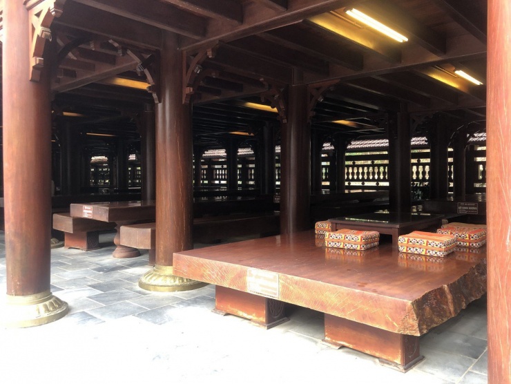 Không gian tầng 1 nhà sàn