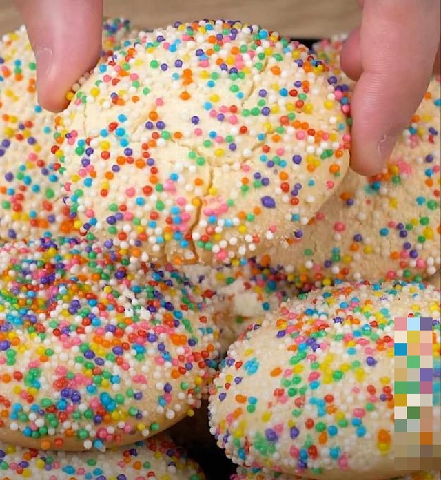 Thành phẩm bánh sữa khi ra khỏi lò nướng được như hình hướng dẫn này là đạt yêu cầu.