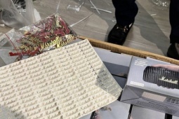 Thị trường - Tiêu dùng - Phát hiện kho hàng loa và tai nghe giả thương hiệu Marshall