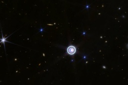 Công nghệ thông tin - Kính James Webb bắt trọn hình ảnh tuyệt đẹp của sao Thiên Vương