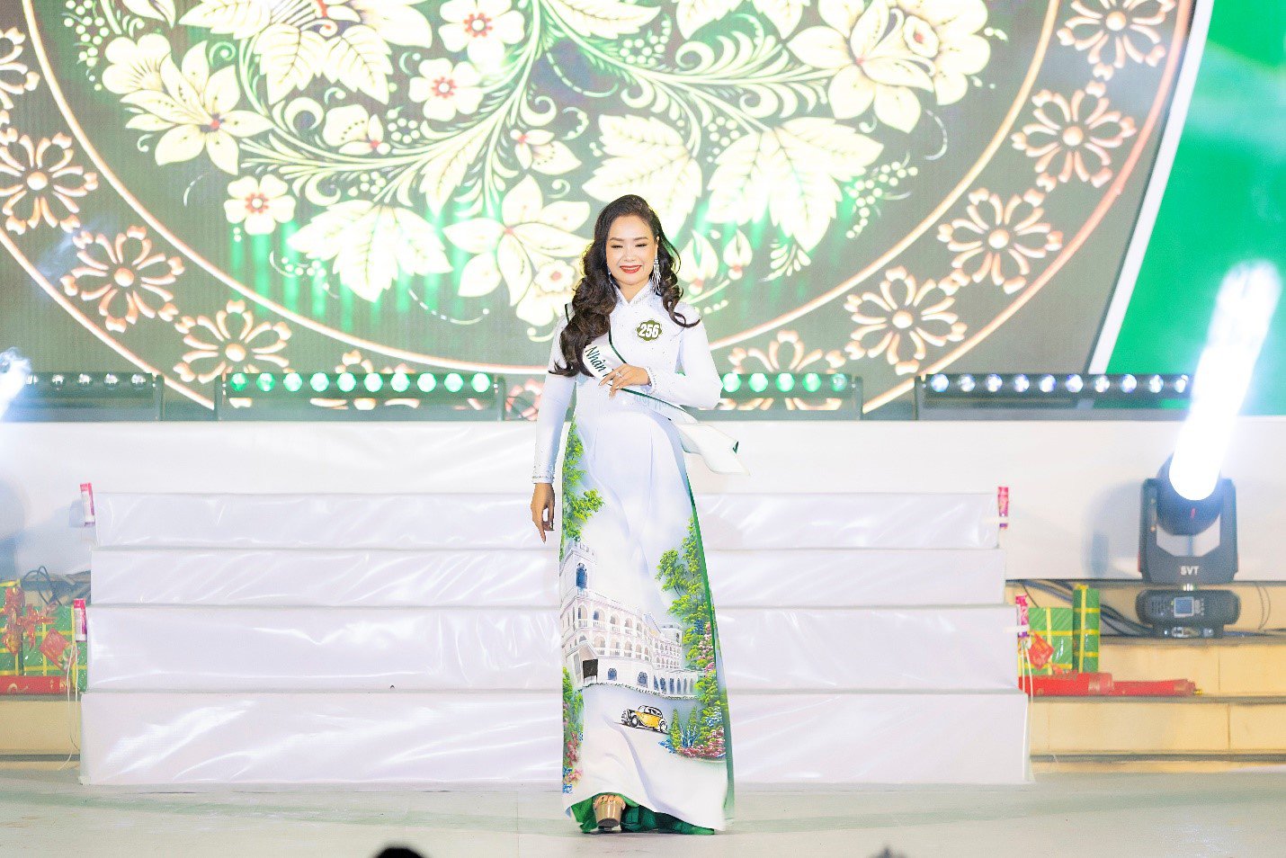 Doanh nhân Trần Thị Hằng đăng quang ngôi vị Á hậu 1 Hoa hậu Doanh nhân Tài sắc Việt Nam 2023 - 3