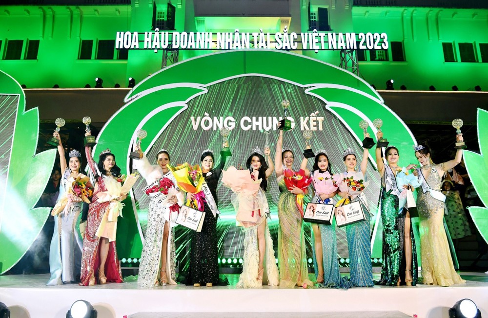 Doanh nhân Trần Thị Hằng đăng quang ngôi vị Á hậu 1 Hoa hậu Doanh nhân Tài sắc Việt Nam 2023 - 6