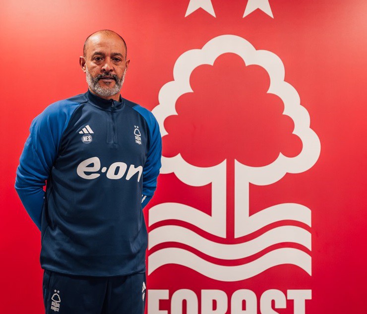 Nottingham Forest chính thức bổ nhiệm HLV Santo