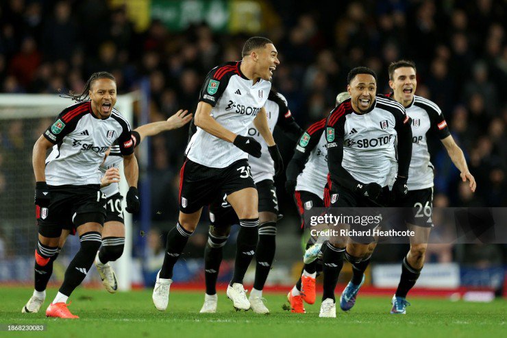 Fulham đánh bại Everton để giành quyền vào&nbsp;bán kết League Cup