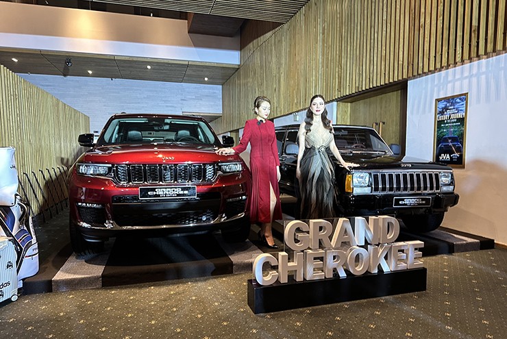Jeep Grand Cherokee có phiên bản cao cấp nhất tại Việt Nam, giá bán gần 7 tỷ đồng - 3