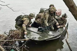 Báo Mỹ: Lính thủy đánh bộ Ukraine nói sự thật về cuộc vượt sông Dnipro