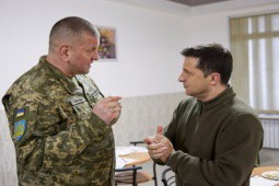 Ukraine: Kết quả thăm dò người dân về khả năng sa thải Tổng Tư lệnh Zaluzhny