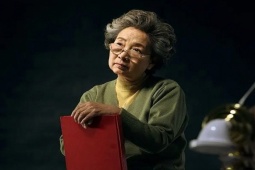 Bạn trẻ - Cuộc sống - Dù trẻ hay già, ai cũng nên sống cho bản thân mình