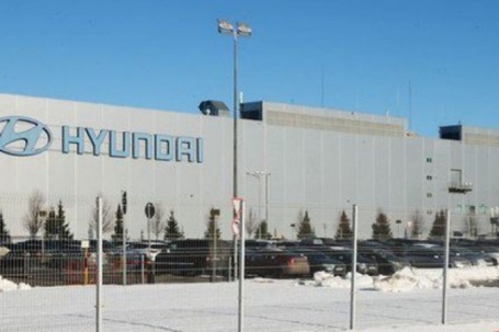 Hyundai bán nhà máy khổng lồ tại Nga với giá... 77 USD