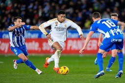 Video bóng đá Alaves - Real Madrid: Vỡ òa phút 90+2, đánh chiếm ngôi đầu (La Liga)