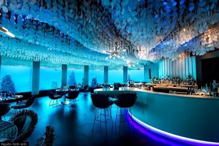 5 nhà hàng đẹp huyền ảo dưới lòng đại dương ở Maldives