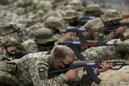 Thế giới - Ukraine làm rõ thông tin bắt buộc công dân sống ở nước ngoài về nhập ngũ
