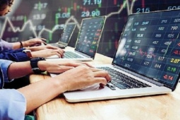 Kinh doanh - Dùng 23 tài khoản thao túng giá cổ phiếu, một cá nhân bị phạt 1.5 tỷ đồng, cấm giao dịch 2 năm