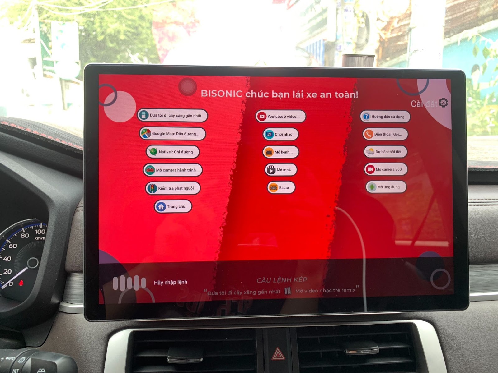 Màn hình ô tô 2K - xu hướng mới trong công nghệ ô tô - 2