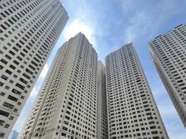 Kinh doanh - Lãi suất vay giảm mạnh nhưng giá nhà... quá đắt