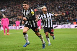 Video bóng đá Newcastle - Fulham: Bước ngoặt từ SAO 17 tuổi, vượt qua MU (Ngoại hạng Anh)