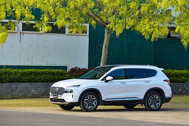 Giá xe Hyundai Santa Fe lăn bánh tháng 12/2023, giảm 50% LPTB - 3