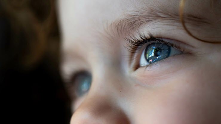 AI có thể chẩn đoán chính xác 100% trẻ em tự kỷ qua đôi mắt.