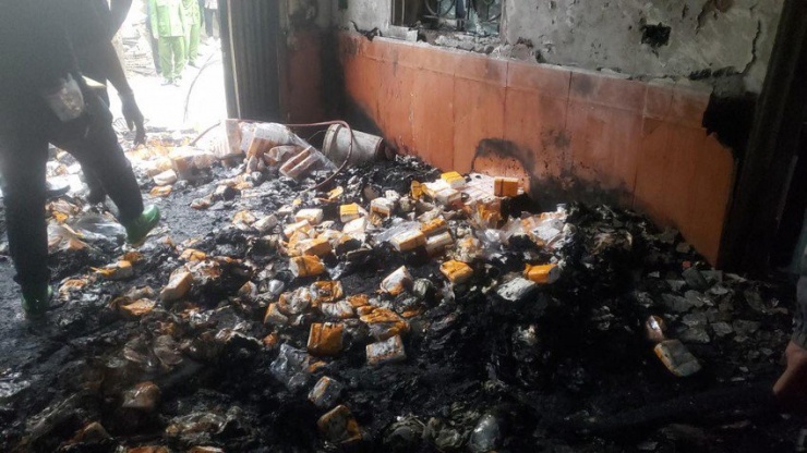 Hiện trường vụ cháy 3 mẹ con tử vong ở Thị trấn Thổ Tang, tỉnh Vĩnh Phúc. Ảnh CTV