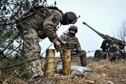 Tin tức Ukraine mới nhất ngày 24/12: Ukraine thiếu đạn dược trầm trọng, nguy cơ thất thủ ở miền Đông