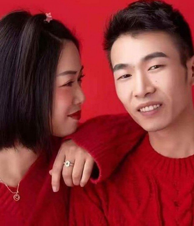 Sự chân thành của anh Triệu đã làm cô Doianx xúc động.