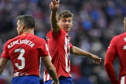 Bóng đá - Video bóng đá Atletico Madrid - Sevilla: Dự bị hiệu quả tức thì, thiếu người vẫn thắng (La Liga)