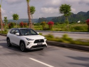 Tin tức ô tô - Giá xe Toyota Yaris Cross niêm yết và lăn bánh tháng 12/2023