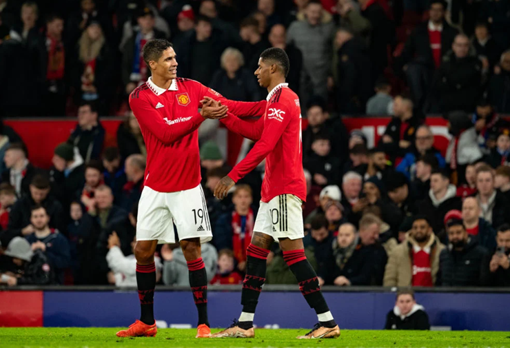 Rashford và&nbsp;Varane dự kiến sẽ trở lại đội hình xuất phát của MU