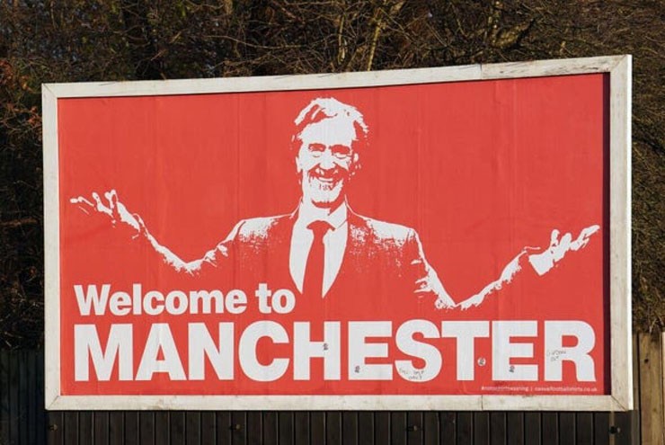 Tỷ phú&nbsp;Jim Ratcliffe được chào đón ở Manchester