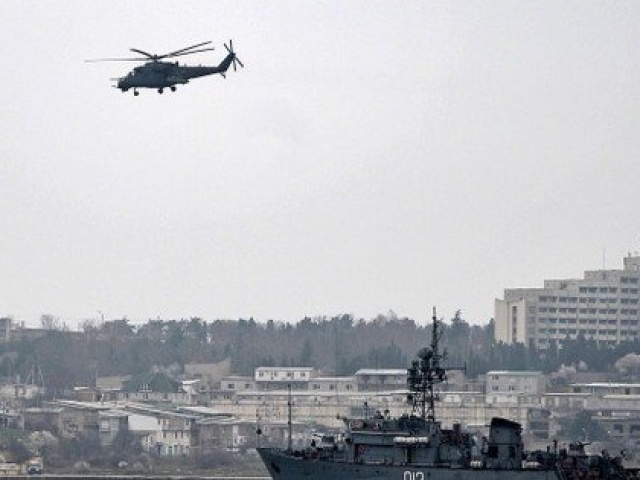 Thế giới - Quân đội Nga bắn hạ máy bay Su-24 Ukraine tấn công bán đảo Crimea