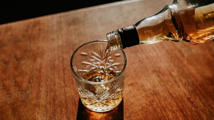 Trong những năm gần đây, bệnh gan liên quan đến rượu ( ARLD ) ngày càng trở nên phổ biến do xu hướng lạm dụng rượu ngày càng gia tăng. Ảnh: Getty Images