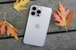 iPhone 15 Pro Max “đá bay“ siêu phẩm này về doanh số