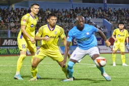 Bóng đá - Video bóng đá Khánh Hòa - SLNA: Ăn miếng trả miếng, "pha kết liễu" sắc lẹm (V-League)